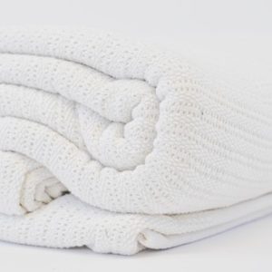 Our traditional heavy cotton blankets are extra thick and heavy, providing durable warmth for hospital or personal use. Made from 100% pure cotton, they offer comfort and reliability in demanding environments. BlCel