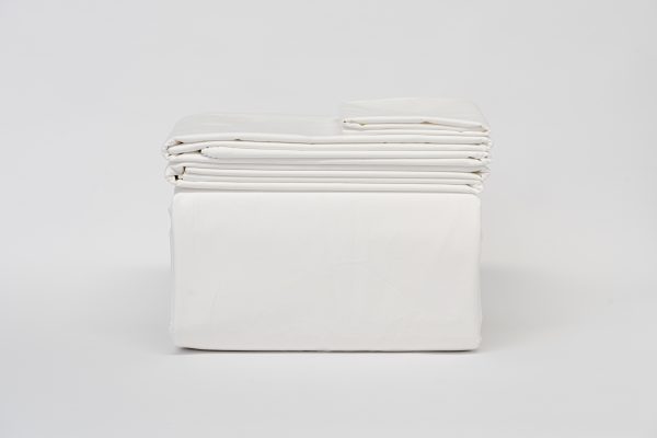 Luxury cotton-rich white hotel sheets for premium comfort