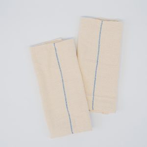 Heavy-duty oven tea towel for commercial kitchens and hospitality use