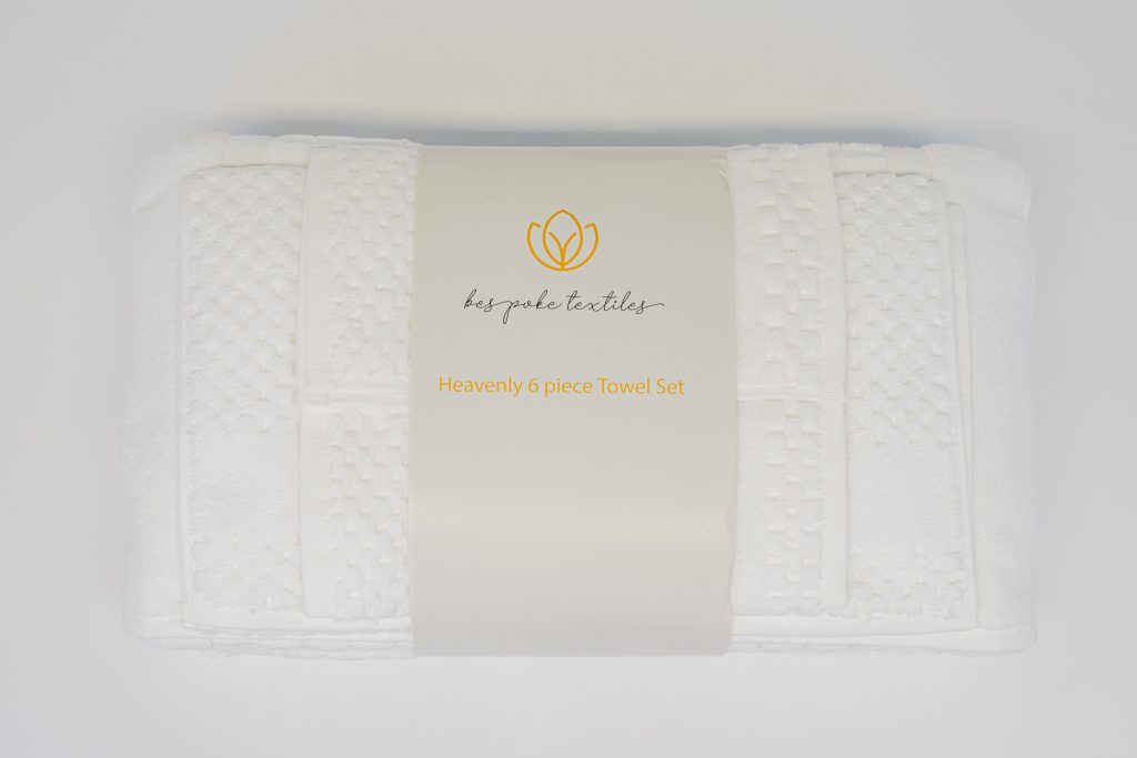 Z tiwst commercial white towel for hotels and guest rooms