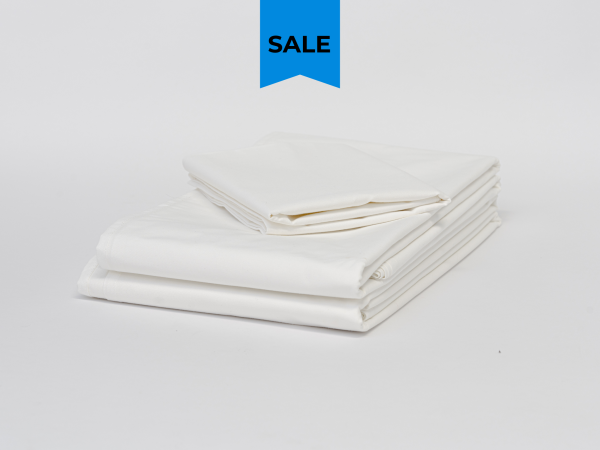 Luxury cotton-rich white hotel sheets for premium comfort