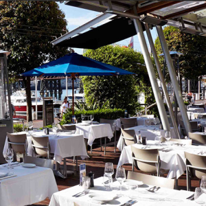 White commercial table cloth for restaurants, events, and catering use